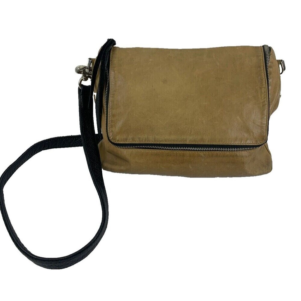 Carla Mancini Handbags Crossbody Tan Leather Zip Around Flap Purse Bag‎ Black